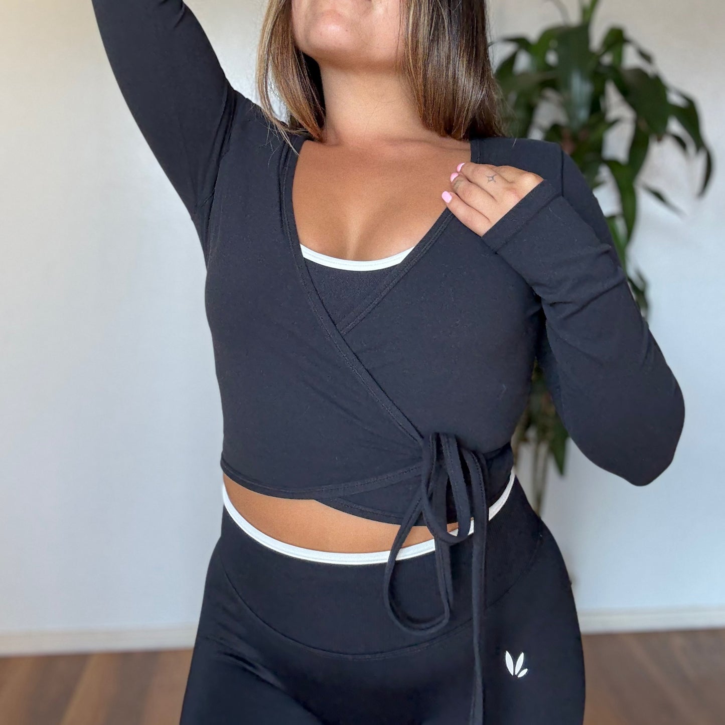 Aura Wrap - Midnight Black